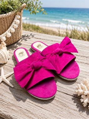 Camel Toes Fuchsia Pink Bow Slide Faux Suede Sandals Size 10
